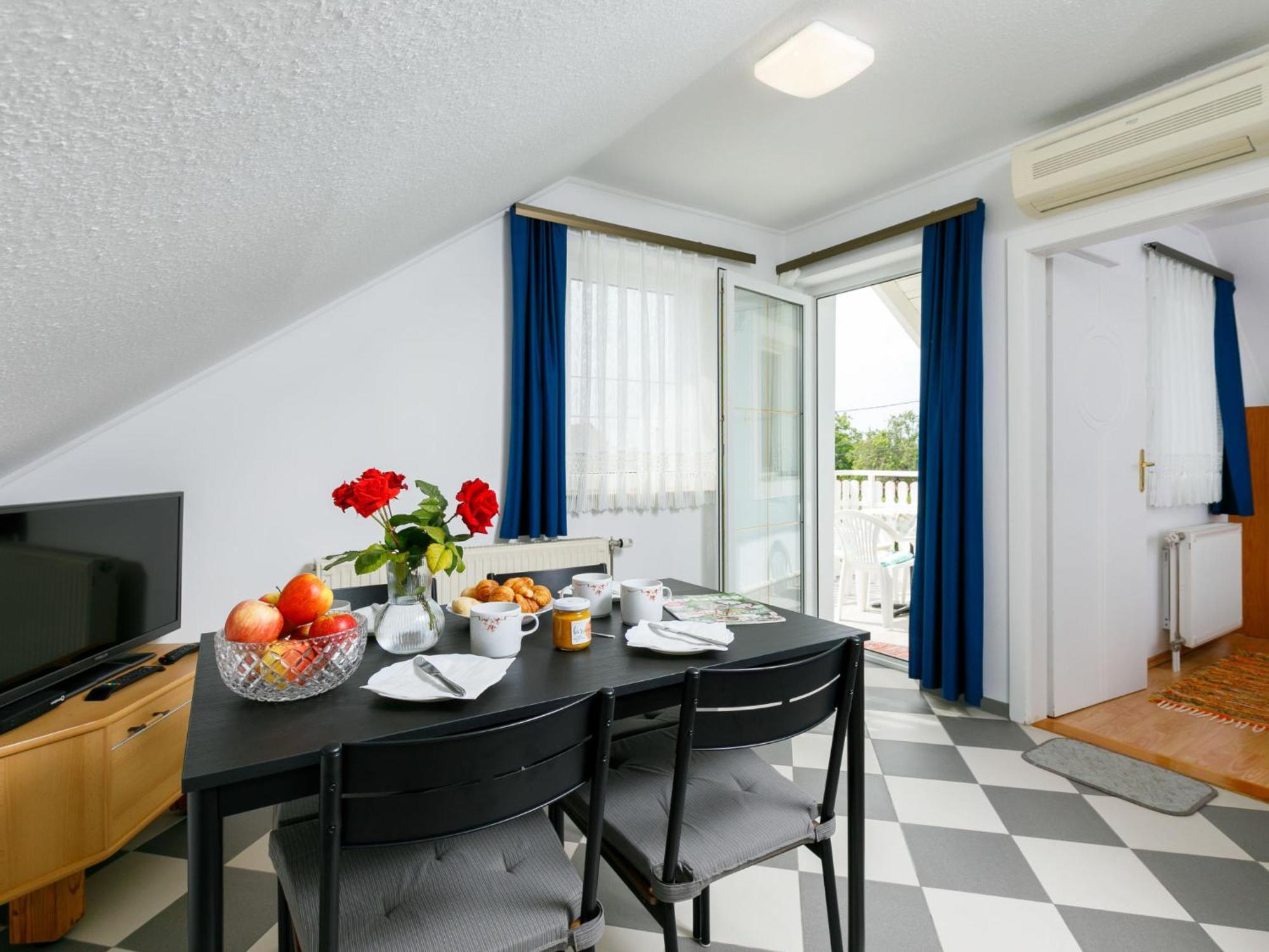 Apartment Gerania By Interhome Balatonfüred Exteriör bild